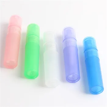 5vnt (partijos) 3 ml aukštos kokybės spalvos plastiko purškimo butelis moterų Cometic konteinerių mados inhaliatoriaus buteliuką nemokamas pristatymas